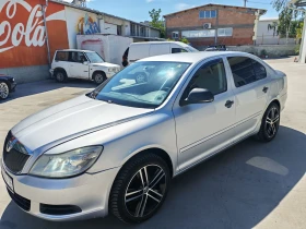 Skoda Octavia 1.6 климатик, снимка 2