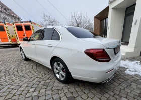 Mercedes-Benz E 220 D, снимка 4