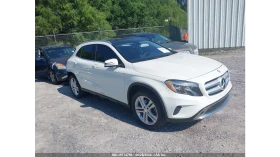  Mercedes-Benz GLA 25...