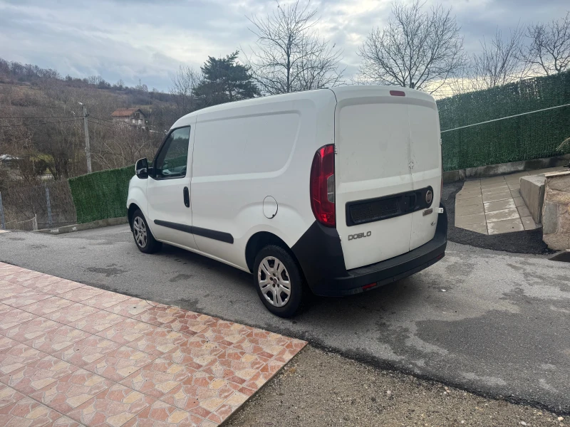 Fiat Doblo 1.3Multijet, снимка 4 - Автомобили и джипове - 48314609