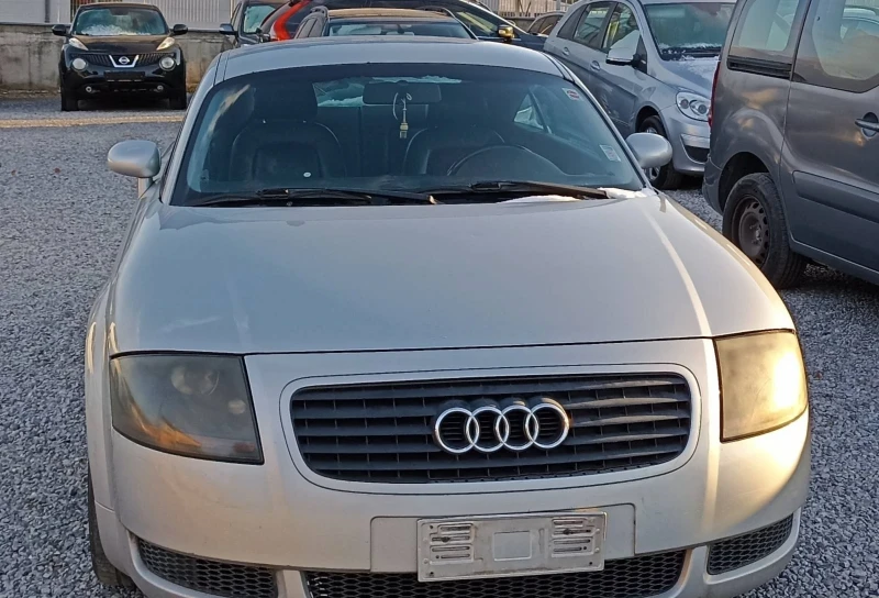 Audi Tt 1.8, снимка 8 - Автомобили и джипове - 48420230