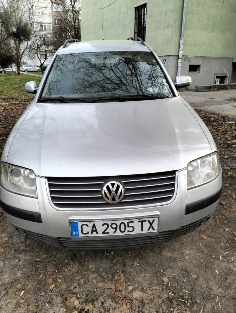 VW Passat, снимка 1 - Автомобили и джипове - 49442311