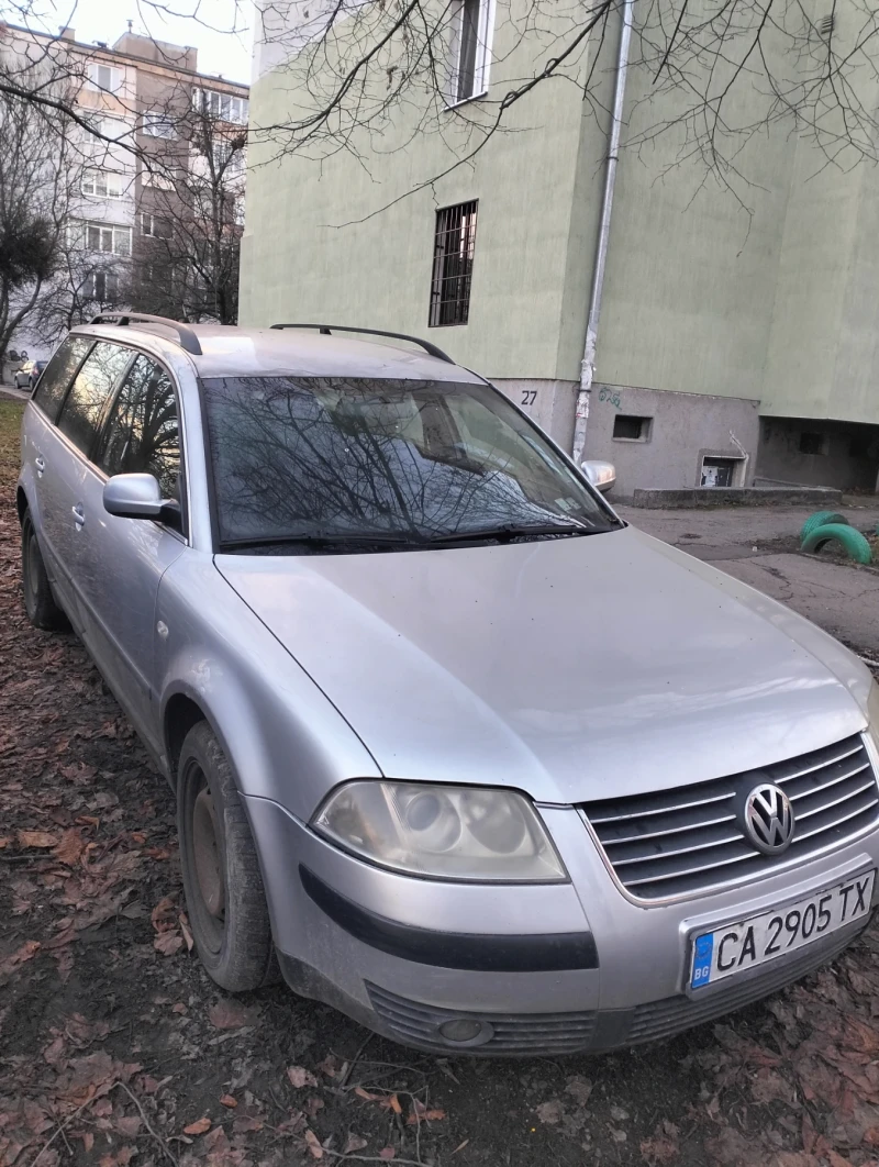 VW Passat, снимка 10 - Автомобили и джипове - 49442311