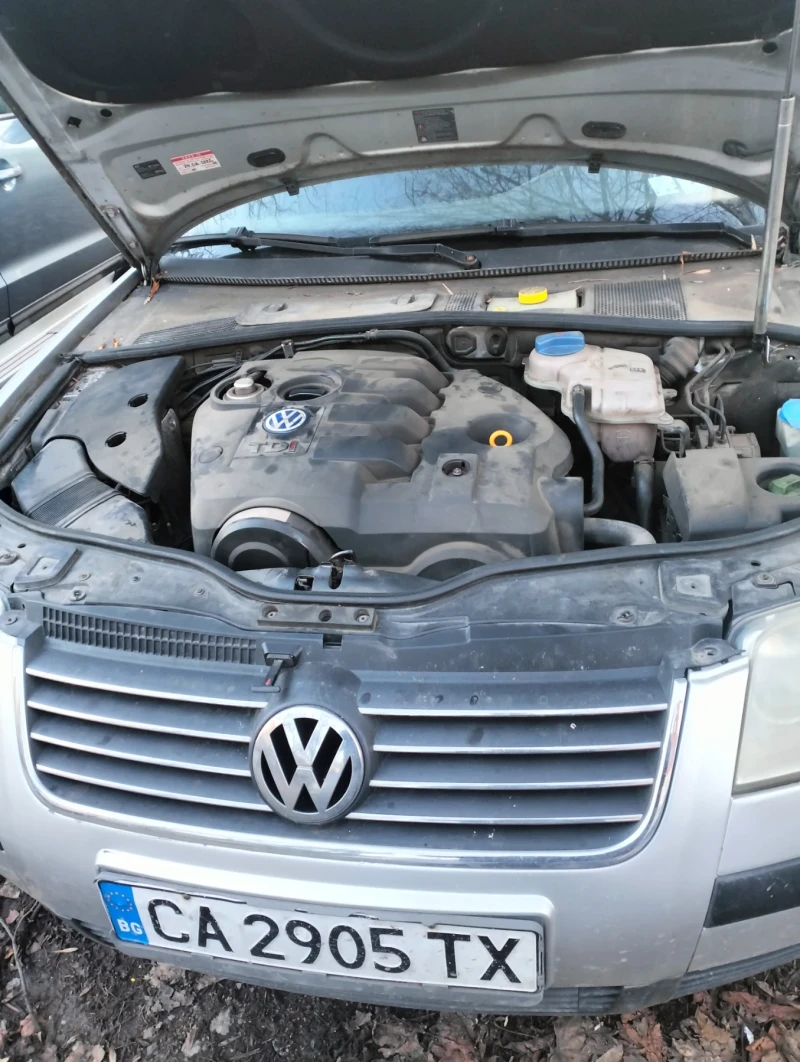 VW Passat, снимка 5 - Автомобили и джипове - 49442311