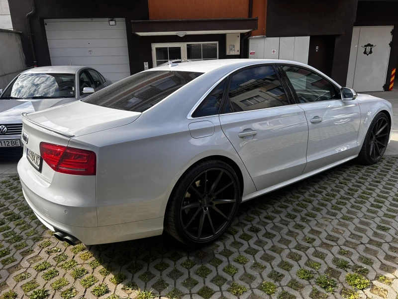 Audi S8, снимка 3 - Автомобили и джипове - 51120823