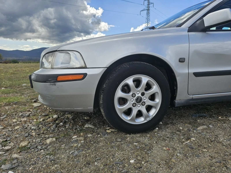 Volvo V40, снимка 4 - Автомобили и джипове - 51706965