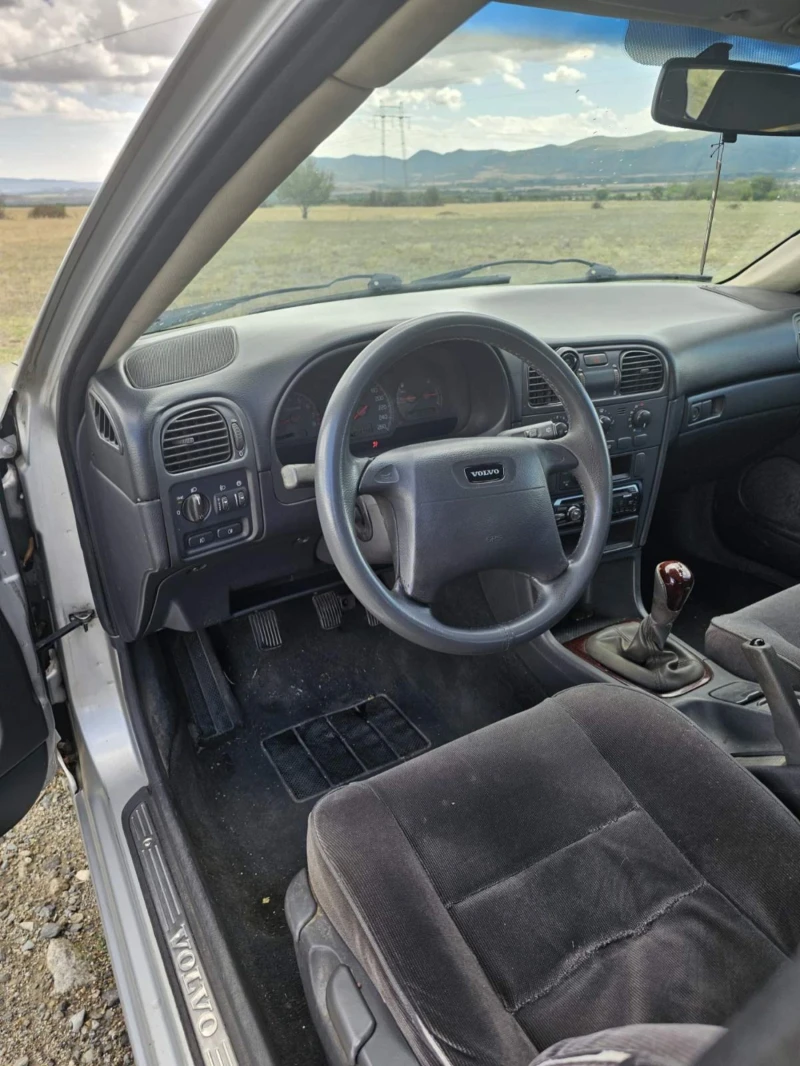 Volvo V40, снимка 6 - Автомобили и джипове - 51706965