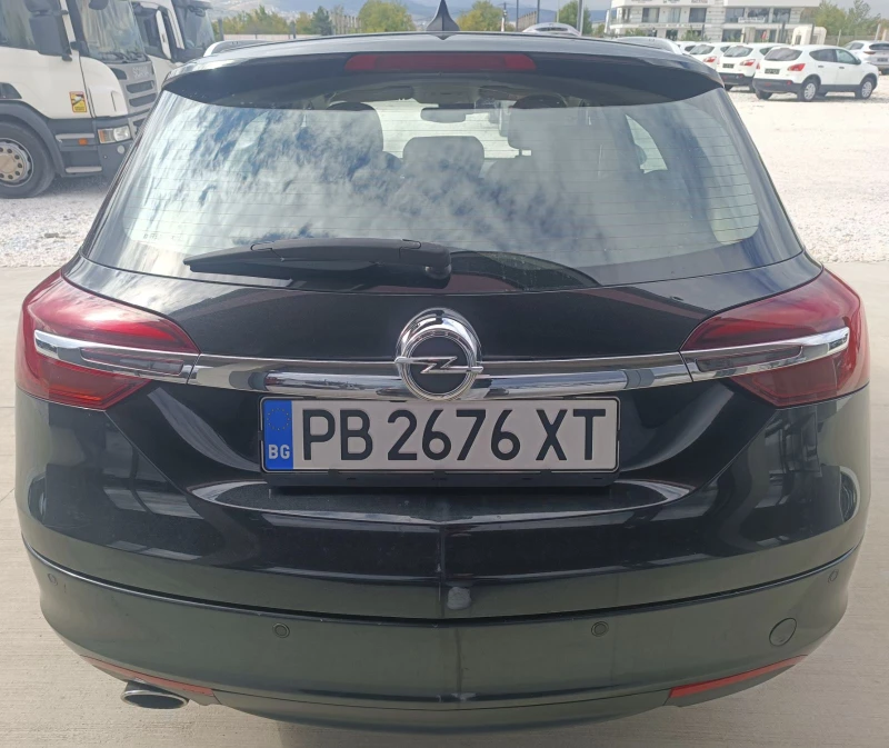 Opel Insignia 2.0 CDTi, снимка 7 - Автомобили и джипове - 52050393