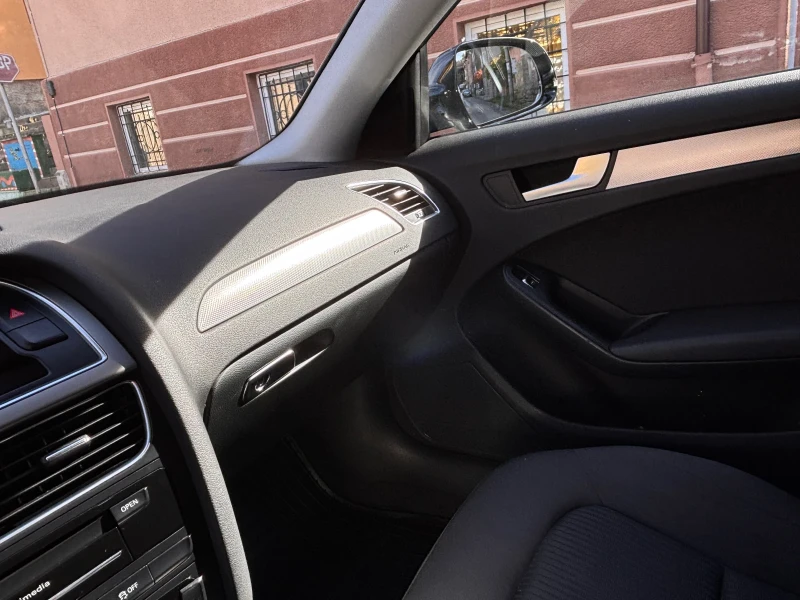 Audi A4 Audi A4  FACELIFT  2.0TDI 2013г., снимка 12 - Автомобили и джипове - 52656116