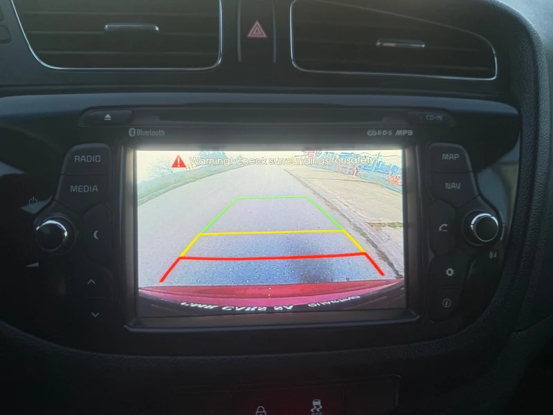 Kia Ceed 1.6 NAVI ШВЕЙЦАРИЯ, снимка 9 - Автомобили и джипове - 52849674