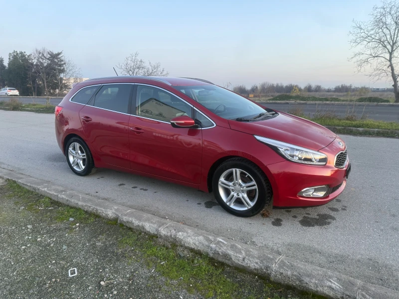 Kia Ceed 1.6 NAVI ШВЕЙЦАРИЯ, снимка 4 - Автомобили и джипове - 52849674