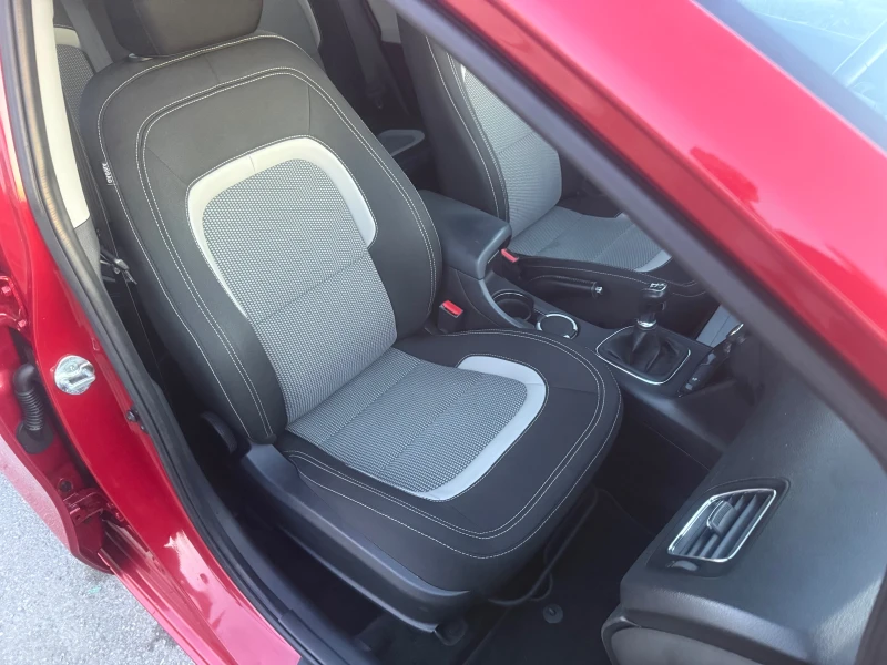 Kia Ceed 1.6 NAVI ШВЕЙЦАРИЯ, снимка 11 - Автомобили и джипове - 52849674