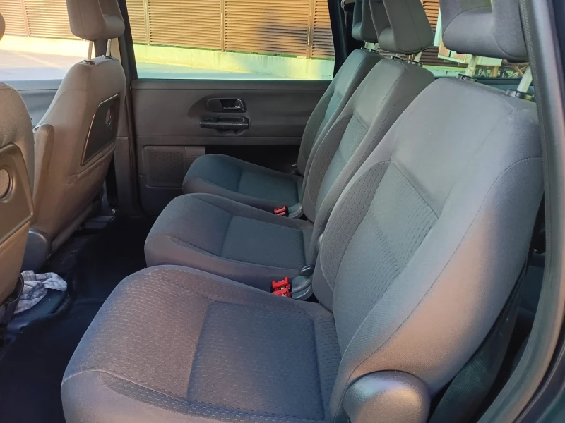 VW Sharan 2.0 Facelift 7места, снимка 12 - Автомобили и джипове - 52869041
