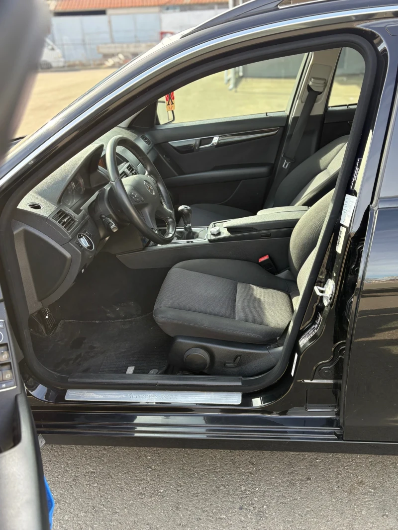 Mercedes-Benz C 220  C220 cdi, снимка 10 - Автомобили и джипове - 53595646