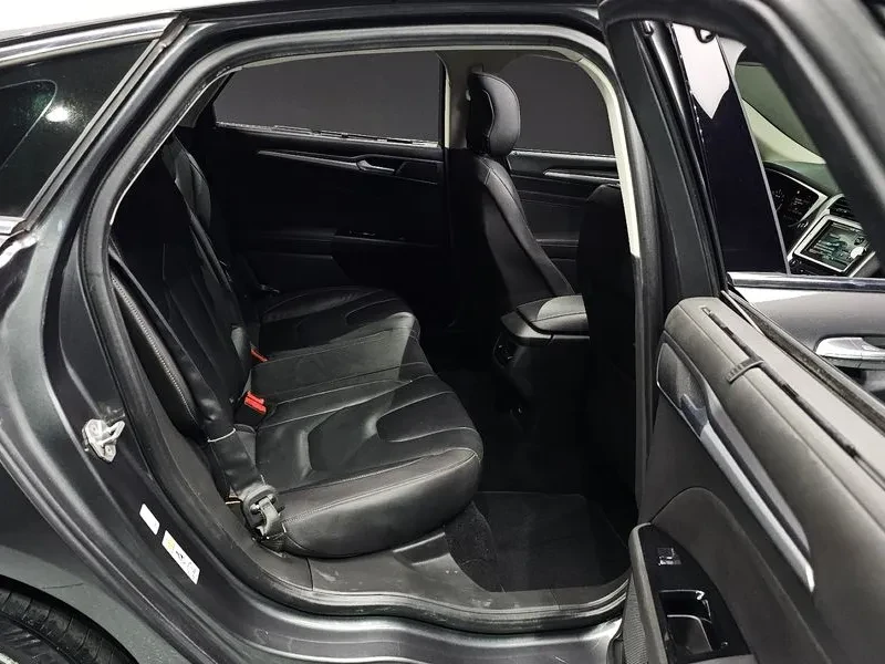 Ford Mondeo 2.0 TDCI Trendy, снимка 11 - Автомобили и джипове - 53718196