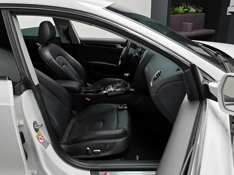 Audi A5 2.0 TDI Quattro, снимка 10 - Автомобили и джипове - 54145996