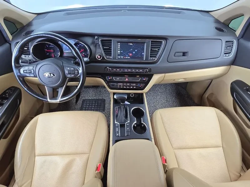Kia Carnival Carnival 9-Seater Luxury ���� �� �����🔥  | Mobile.bg � ����������� 7