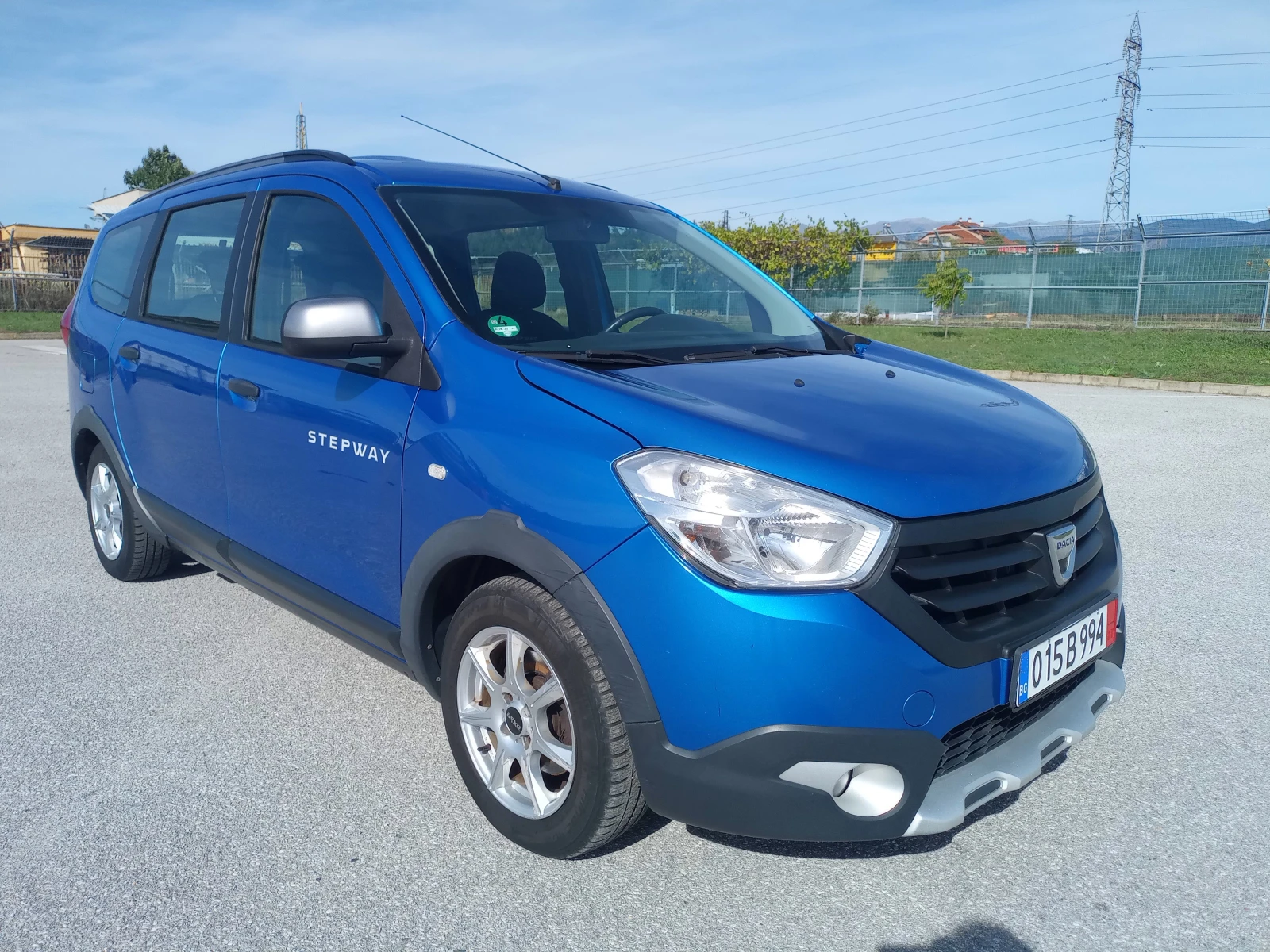 Dacia Lodgy 1.5 dCi EURO6 Stepway NAVI  - изображение 4