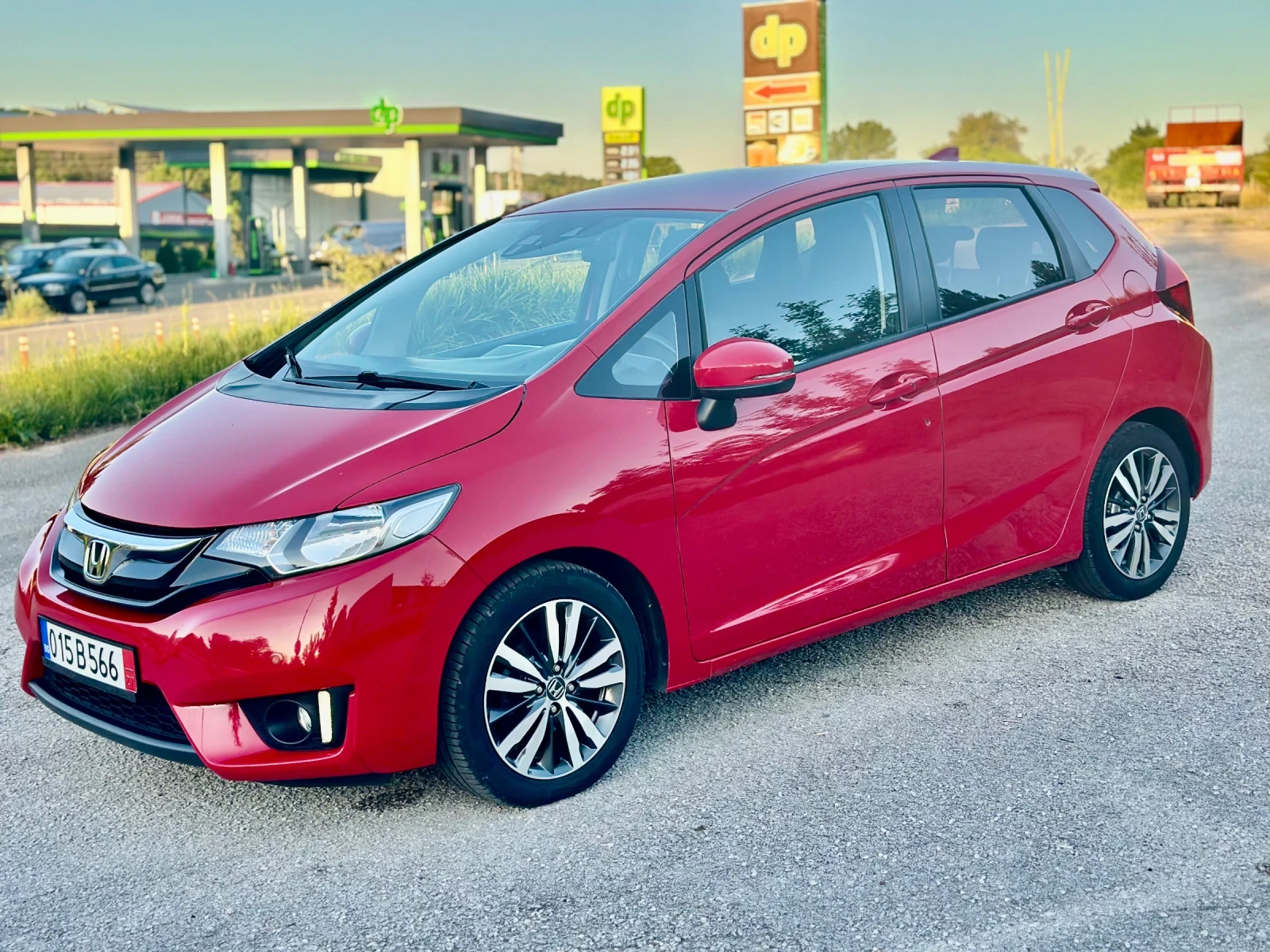 Honda Jazz 1.3i АВТОМАТ 2016г 130 хил км ТОП СЪСТОЯНИЕ - изображение 3