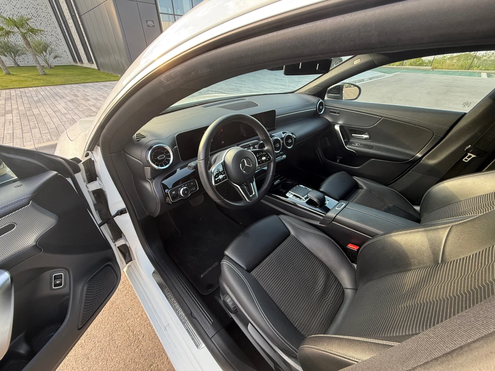 Mercedes-Benz CLA 200  - изображение 9