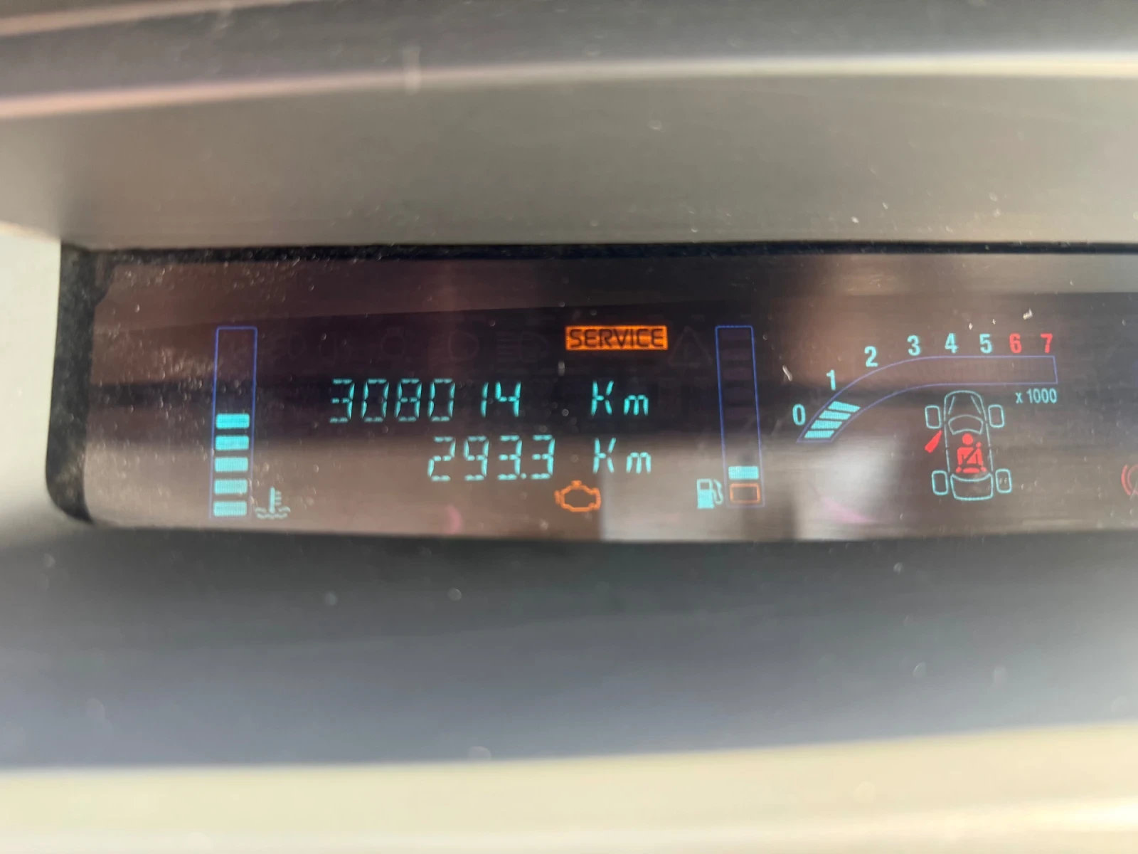 Renault Scenic  - изображение 10