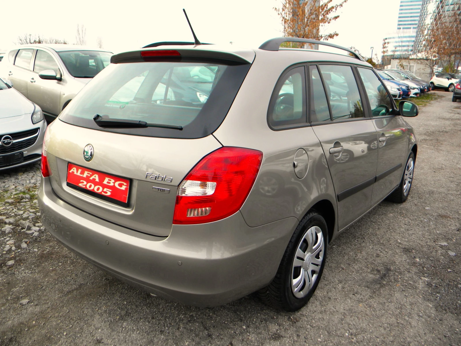 Skoda Fabia 1.6TDI-139000km*  A* EURO5A | Mobile.bg   4