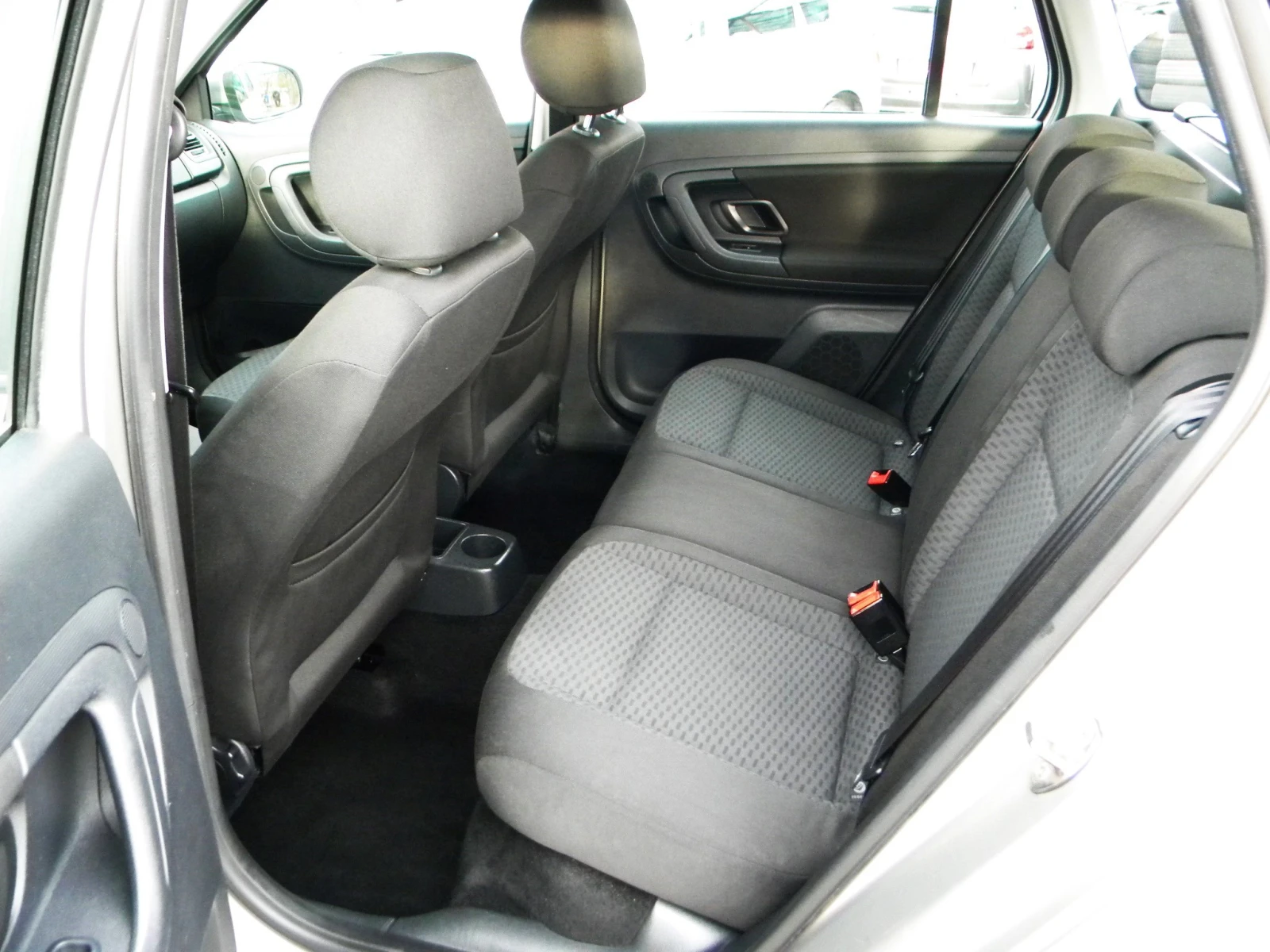 Skoda Fabia 1.6TDI-139000km*  A* EURO5A | Mobile.bg   11