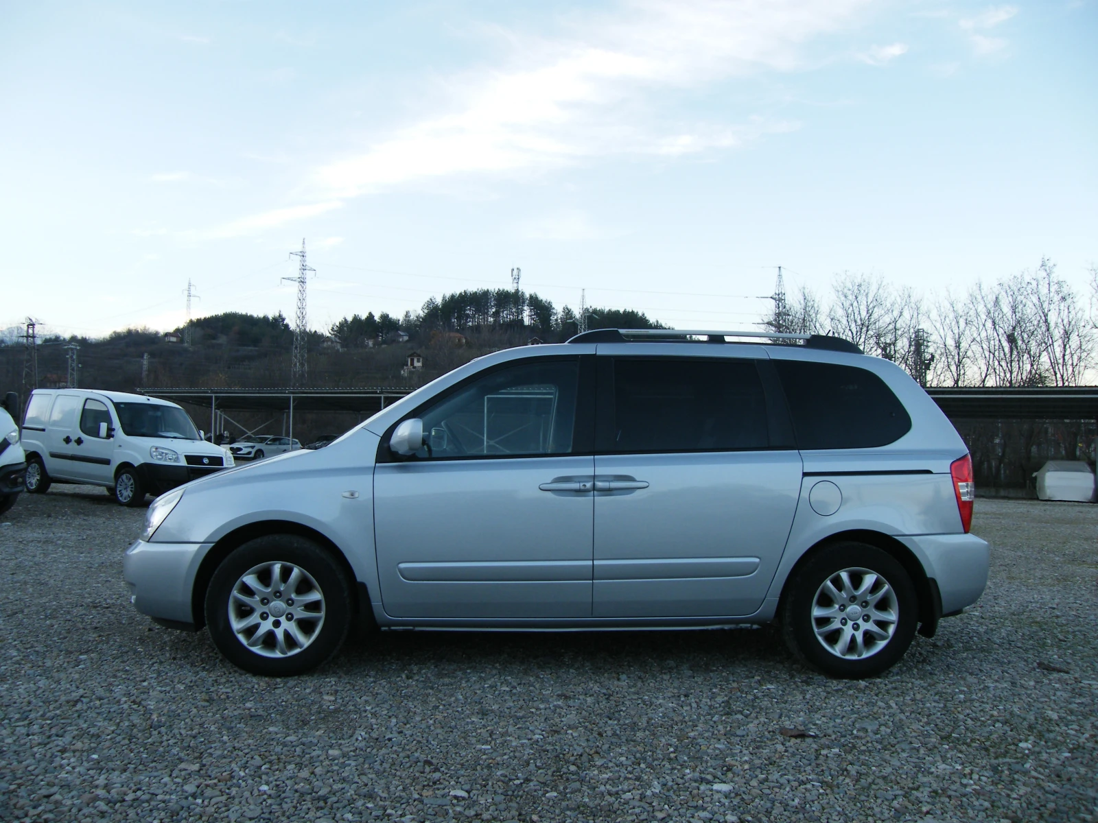 Kia Carnival 2.9CRDI - изображение 6