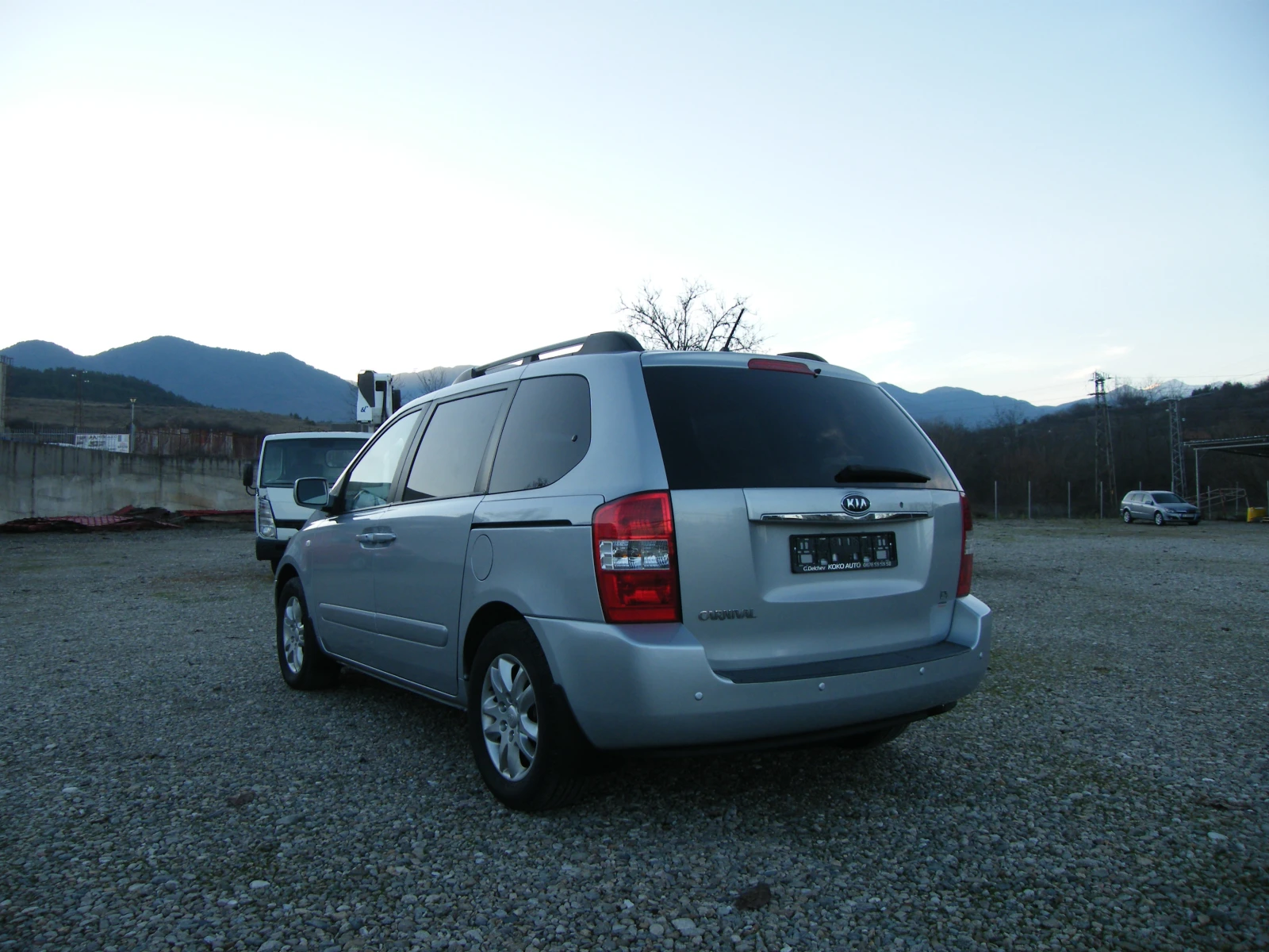 Kia Carnival 2.9CRDI - изображение 5