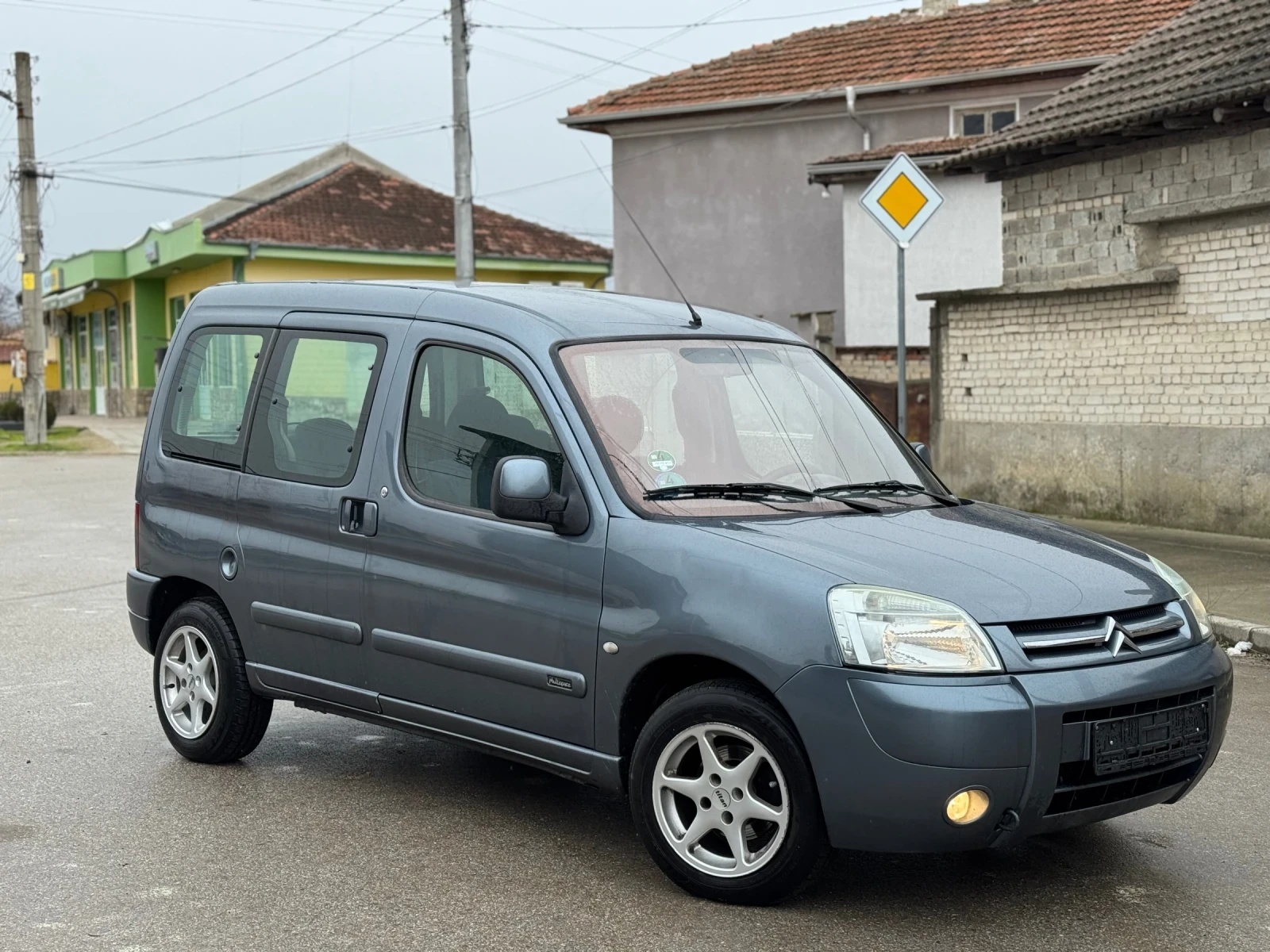 Citroen Berlingo ��� ���� �� �������� 1.6������ ��� ��� | Mobile.bg � ����������� 2