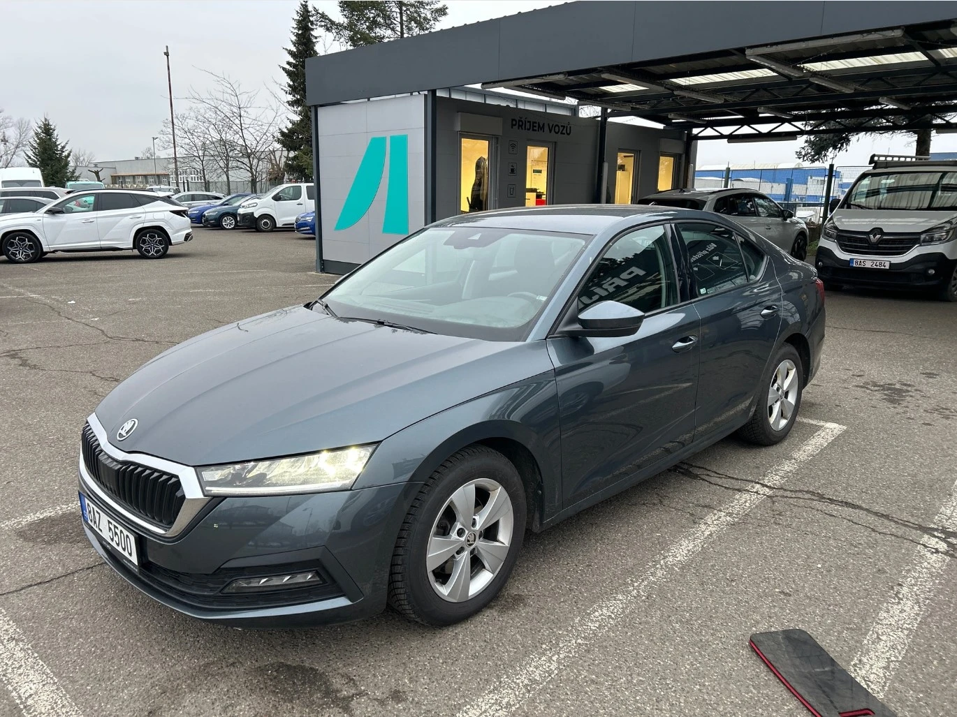 Skoda Octavia 2.0 TDI /Active / Sedan / ������� ���� | Mobile.bg � ����������� 1