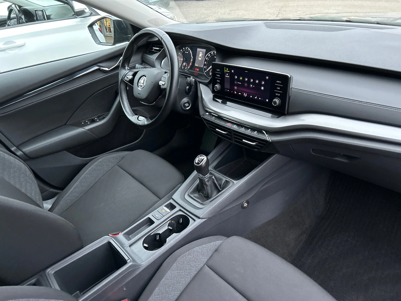 Skoda Octavia 2.0 TDI /Active / Sedan / ������� ���� | Mobile.bg � ����������� 8