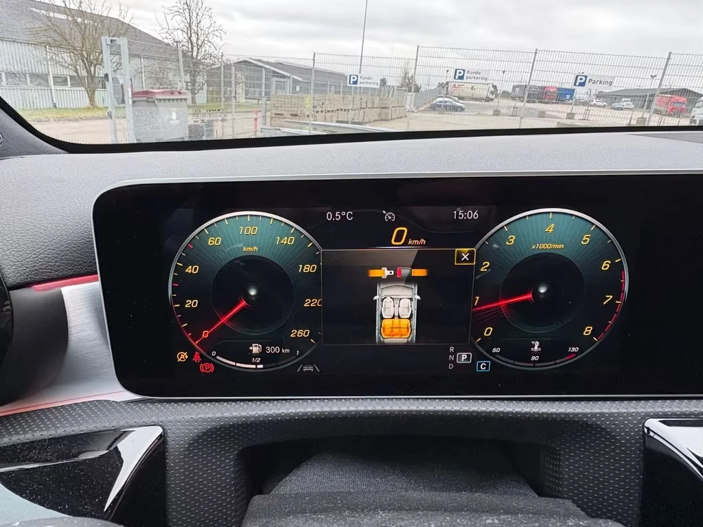 Mercedes-Benz A 220 2.0benzin Aut. 190ps AMG 4Matic DK | Mobile.bg � ����������� 13