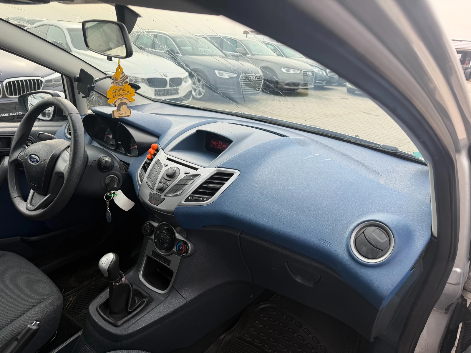 Ford Fiesta 1.25i EURO 5 - изображение 10