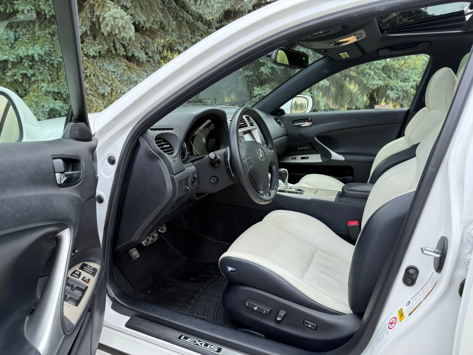 Lexus IS F * CARFAX* АВТОКРЕДИТ*  - изображение 9