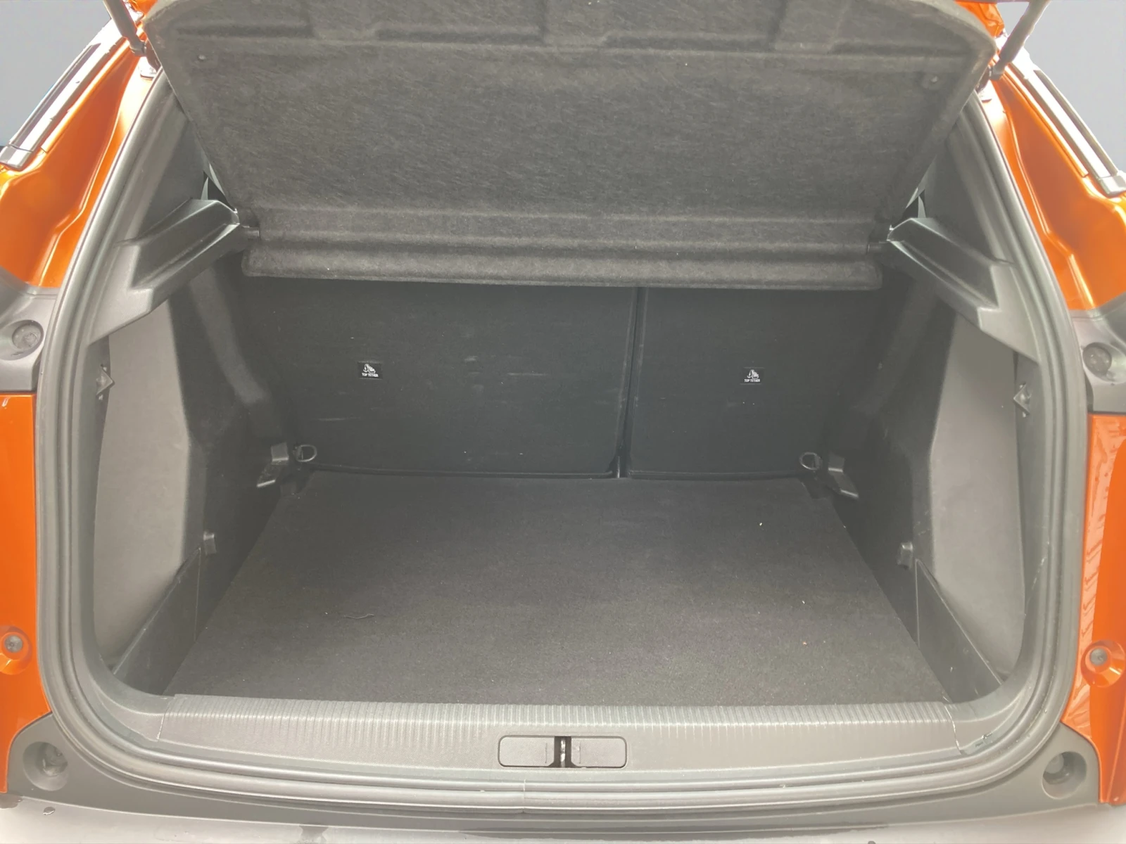 Peugeot 2008 New Line Up ACTIVE 1.2 PureTech 100 BVM6 EURO6, снимка 14 - Автомобили и джипове - 54079891