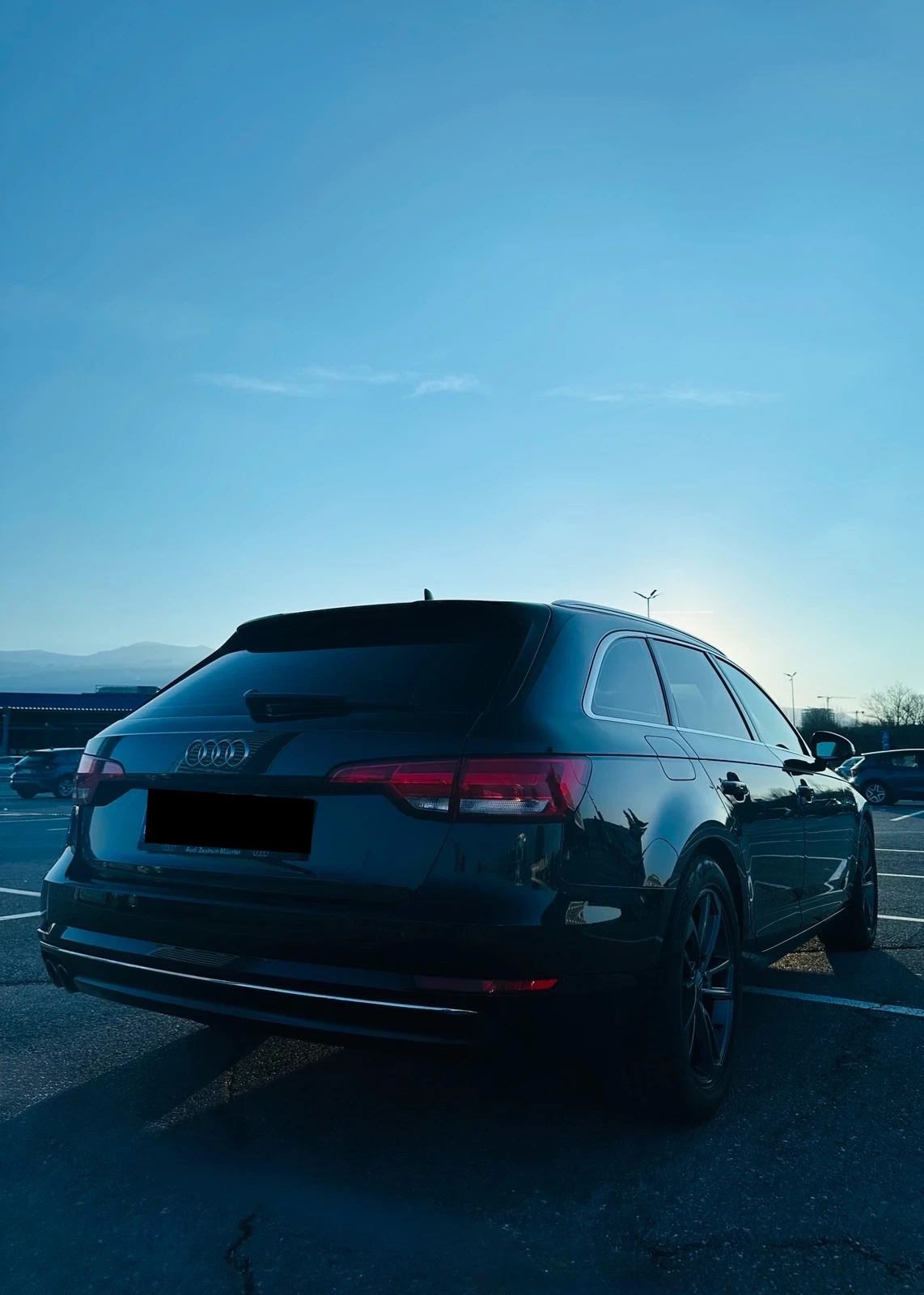 Audi A4 2.0 Tdi, снимка 8 - Автомобили и джипове - 54259540