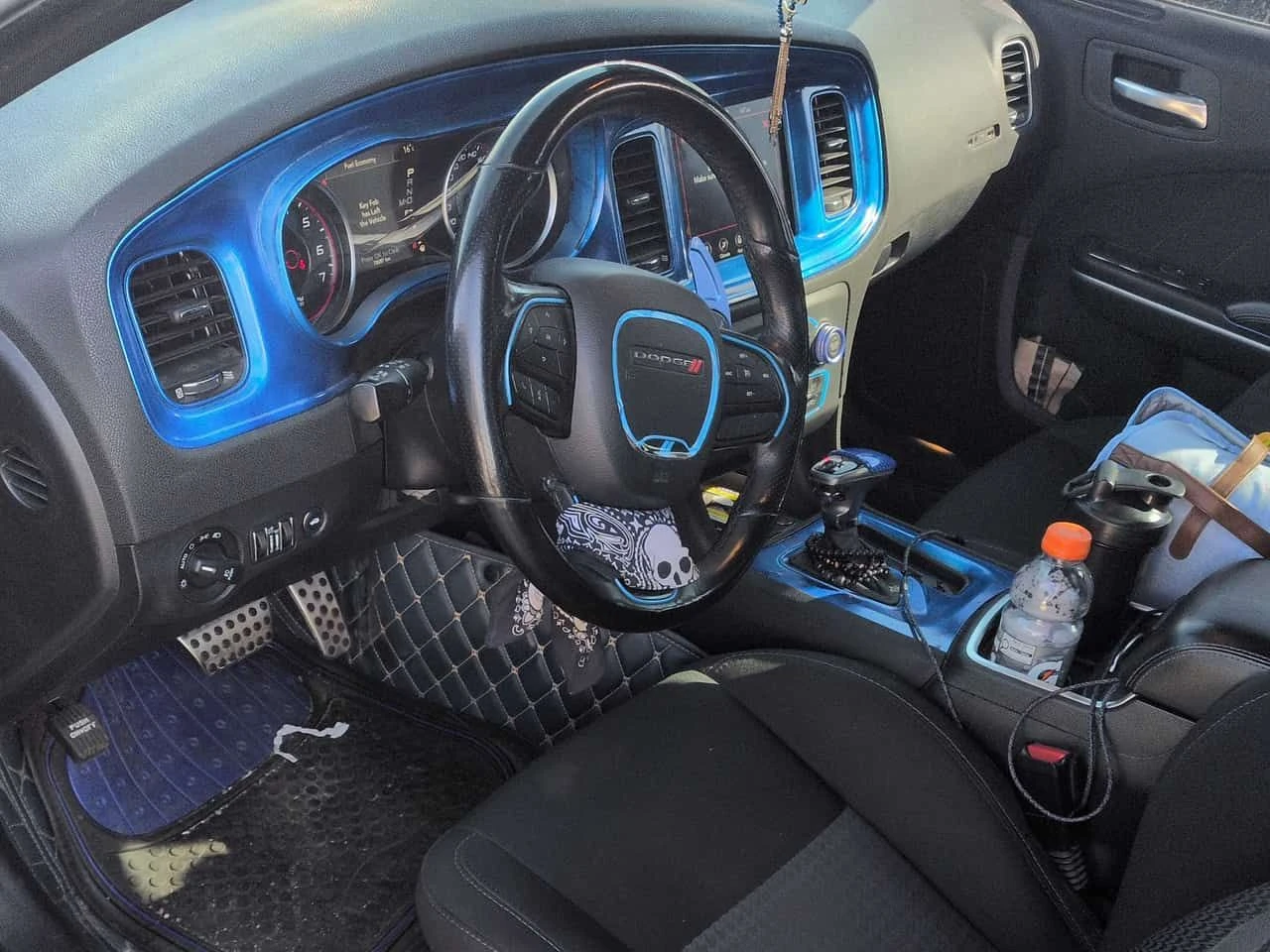 Dodge Charger * R/T RWD * 5.7 * ПОДГРЕВИ * ПАМЕТ * NAVI, снимка 4 - Автомобили и джипове - 54485465