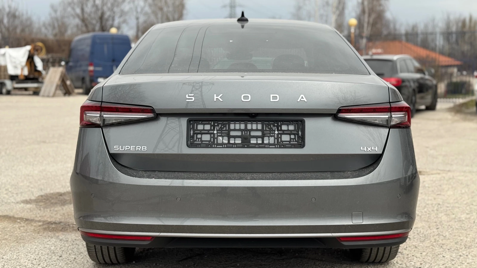 Skoda Superb L&K 4x4 5000KM, снимка 5 - Автомобили и джипове - 54638684