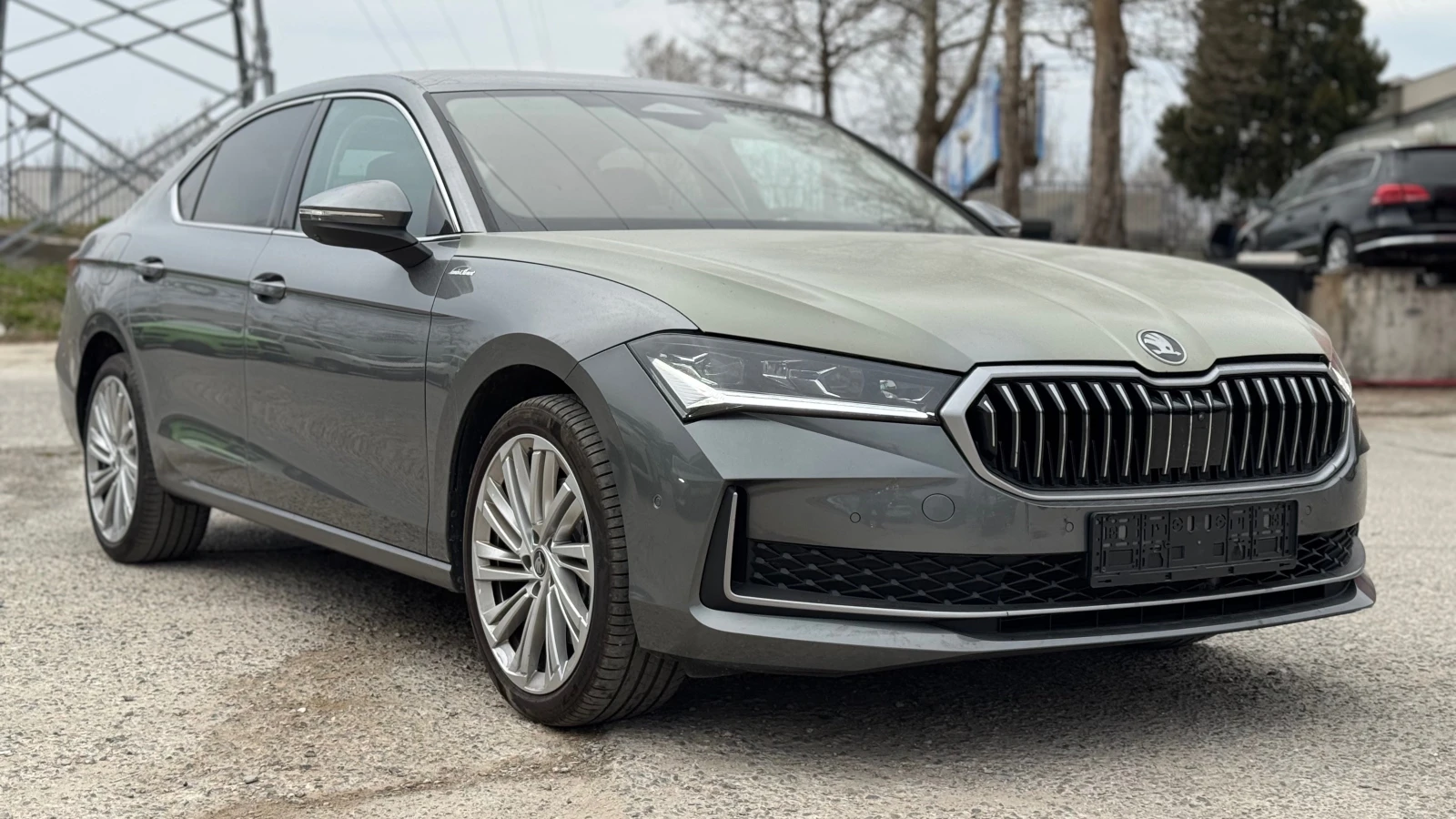 Skoda Superb L&K 4x4 5000KM