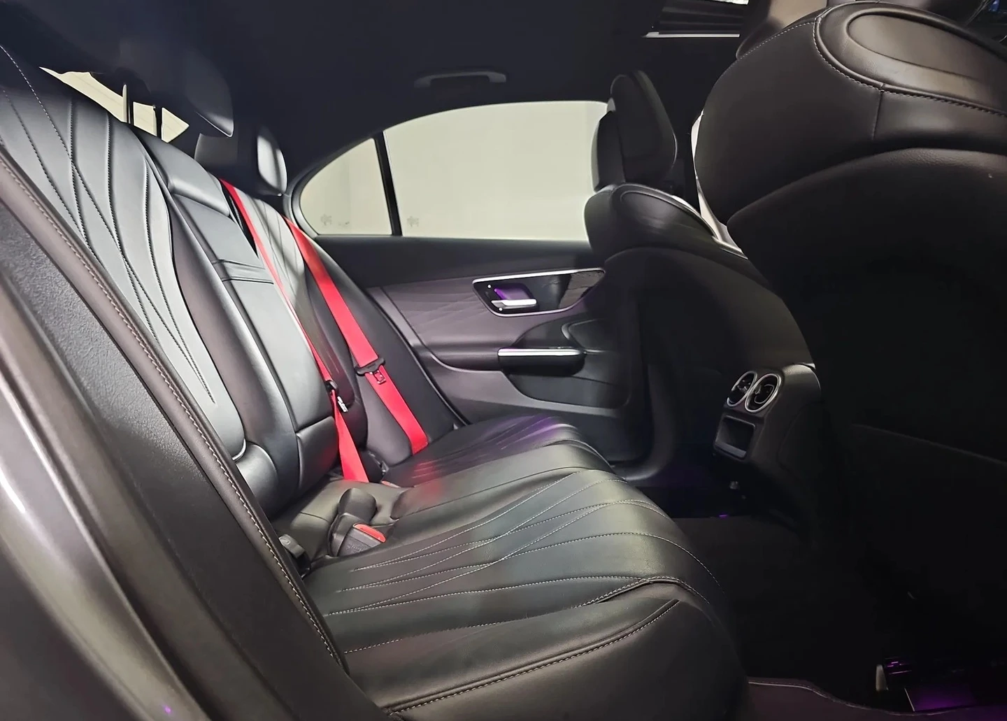Mercedes-Benz C 43 AMG 4MATIC, снимка 7 - Автомобили и джипове - 54711545