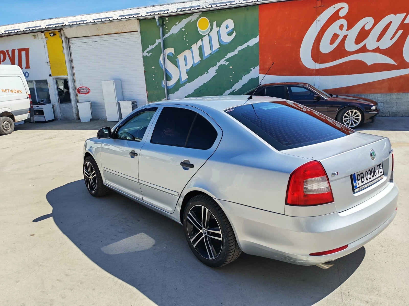 Skoda Octavia 1.6 климатик, снимка 7 - Автомобили и джипове - 54720831