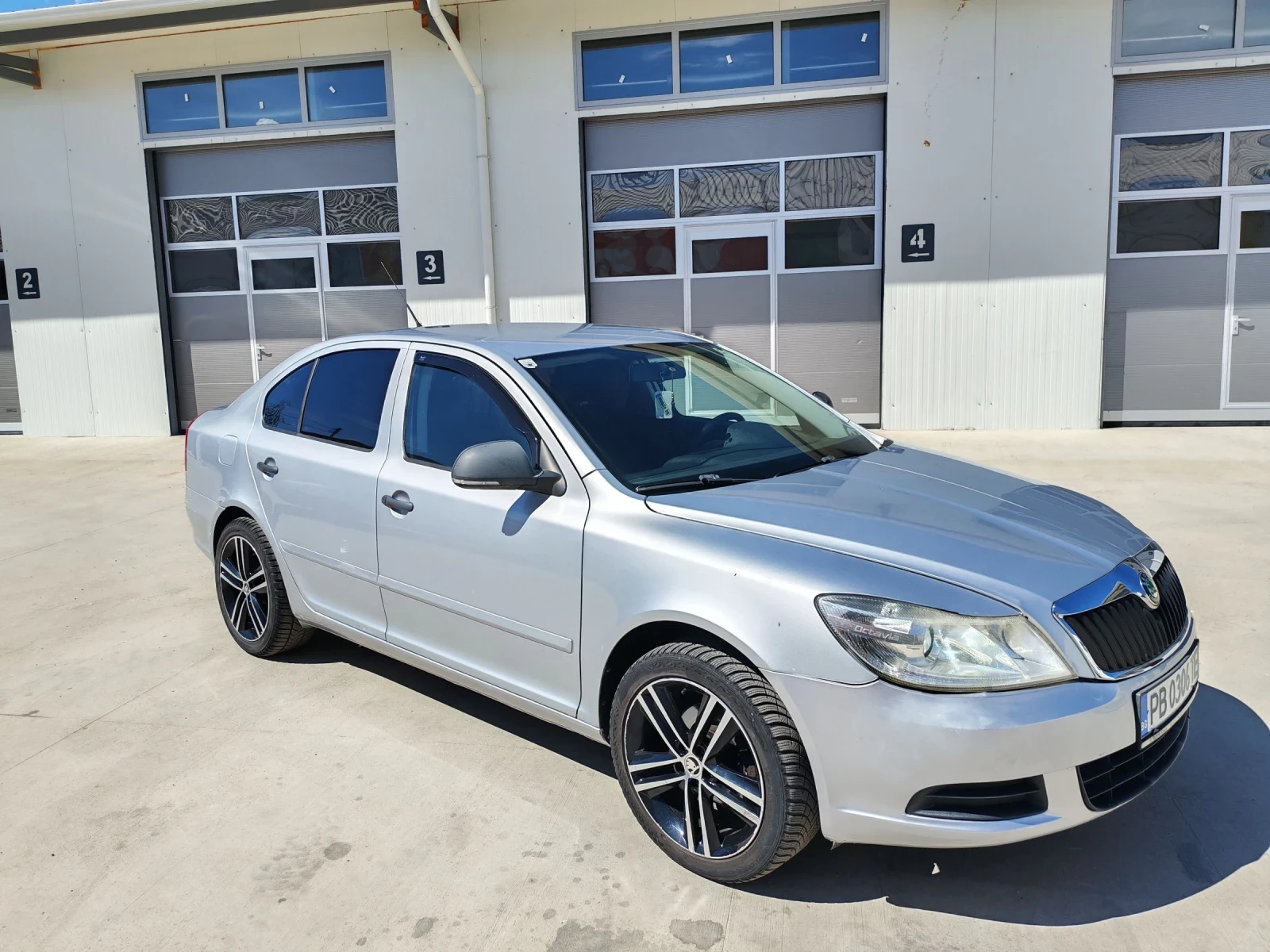 Skoda Octavia 1.6 климатик