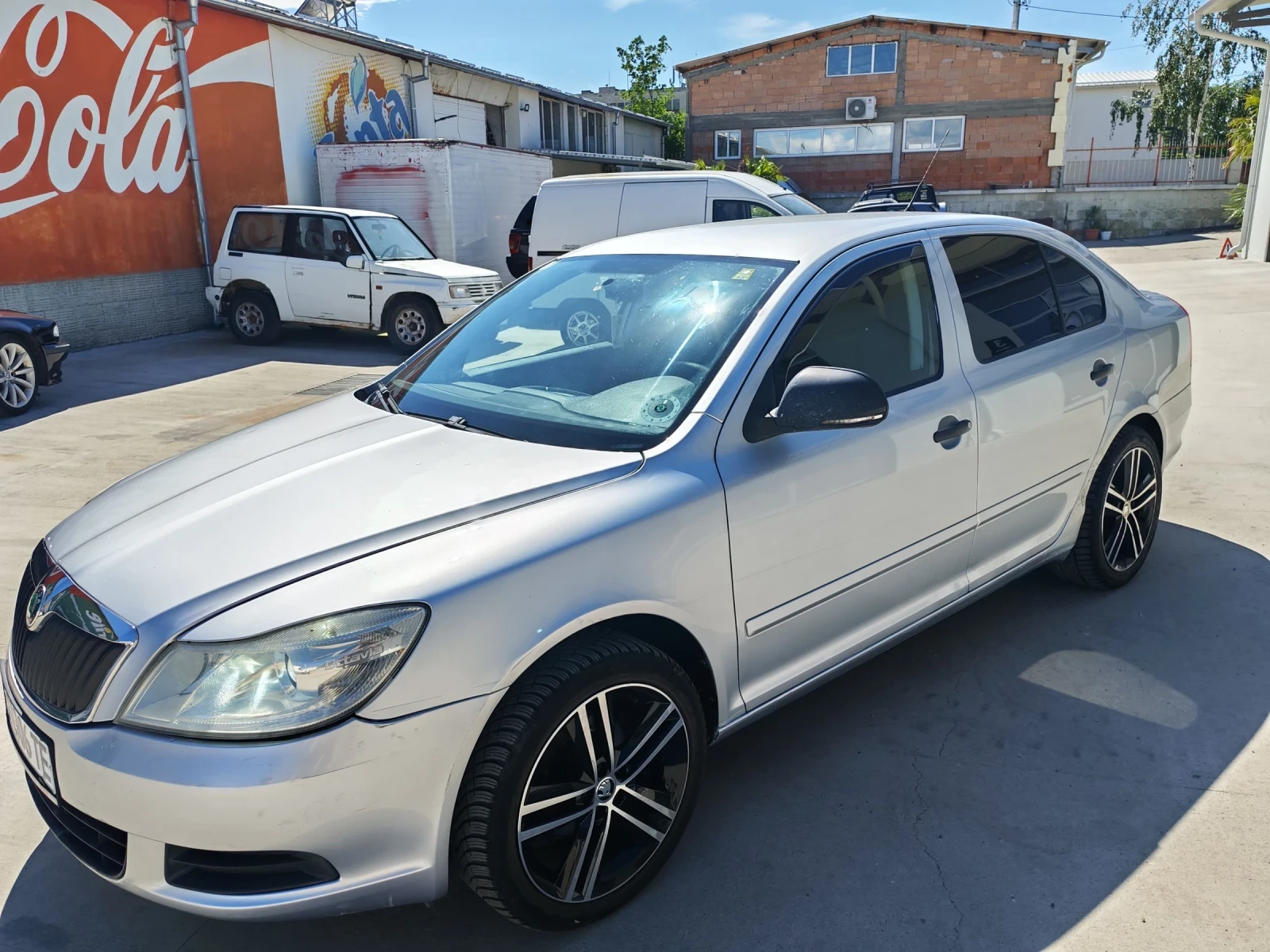 Skoda Octavia 1.6 климатик, снимка 2 - Автомобили и джипове - 54720831