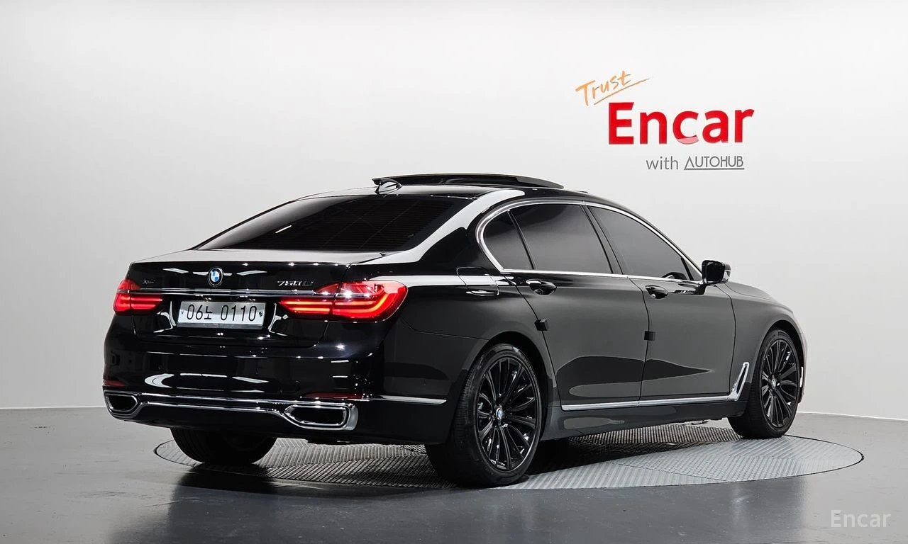 BMW 750 Li xDrive* BOWERS & WILKINS* ХЕДЪП* DISTRONIC* 360, снимка 3 - Автомобили и джипове - 54866684