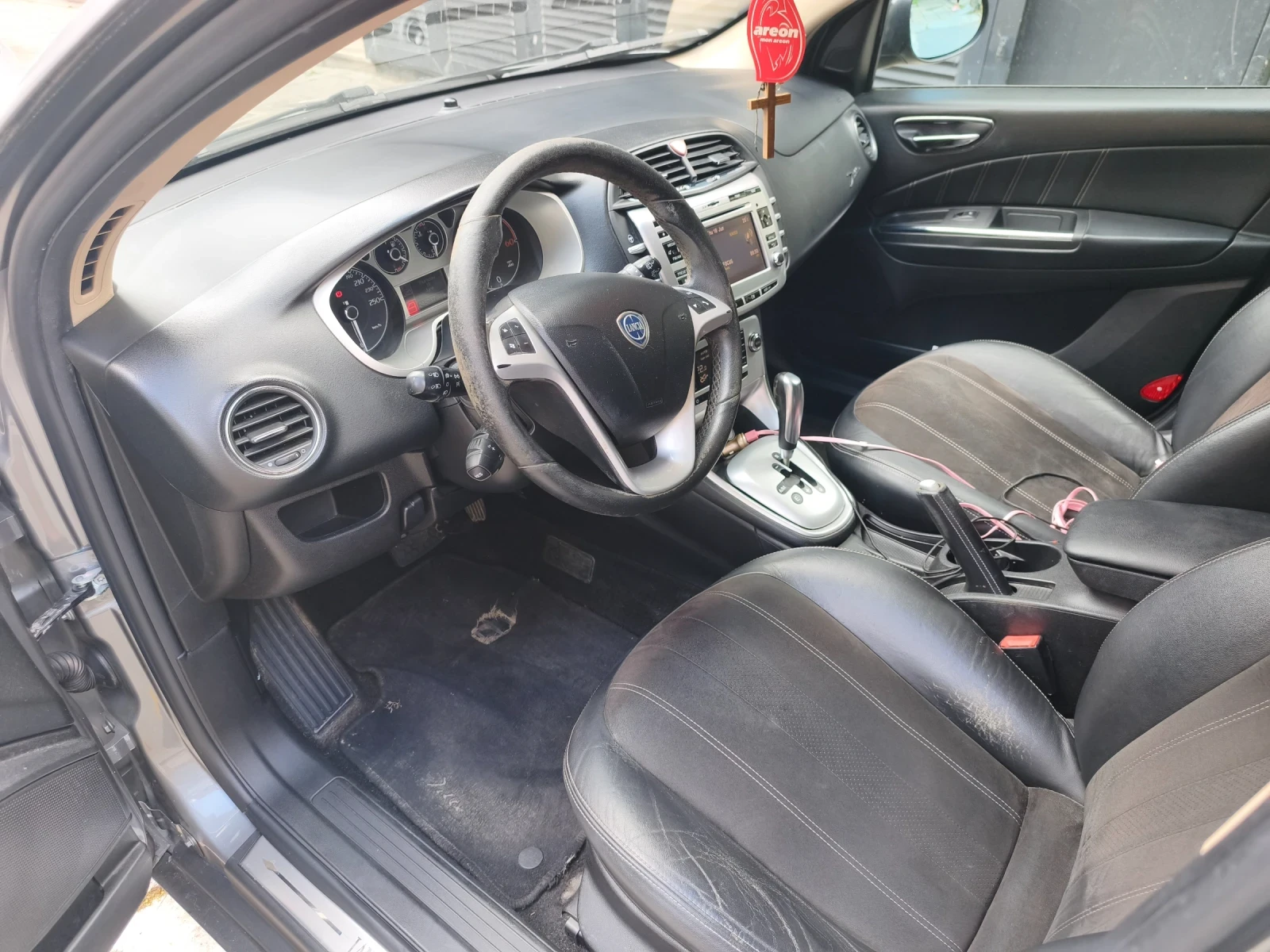 Lancia Delta, снимка 12 - Автомобили и джипове - 54991065