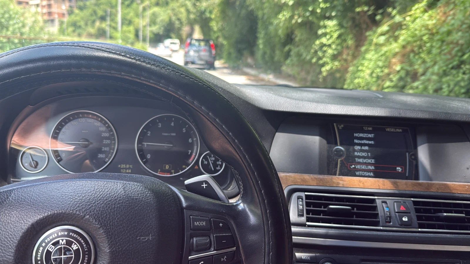 BMW 523 2.3i, снимка 11 - Автомобили и джипове - 55342021