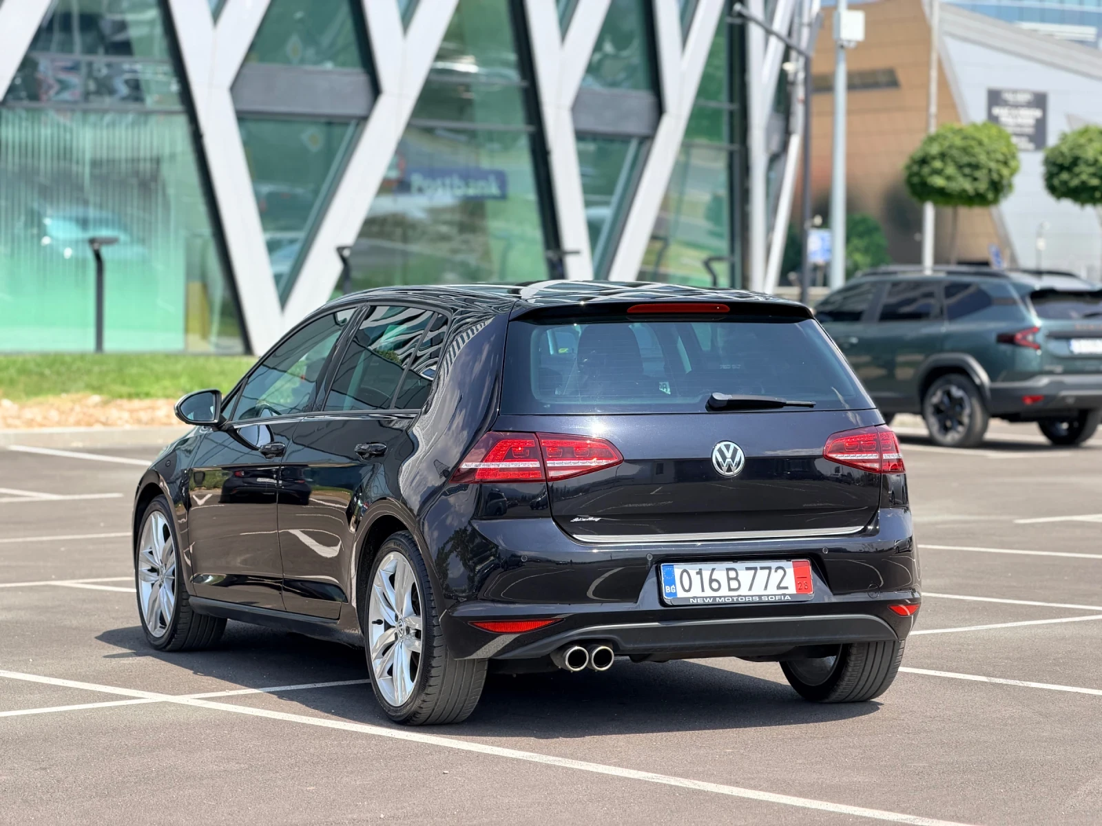 VW Golf 2.0TDi-4Motion-сервизна история, лизинг, снимка 8 - Автомобили и джипове - 55432535