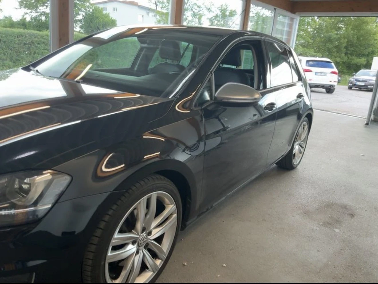 VW Golf 2.0TDi-4Motion-сервизна история, лизинг, снимка 2 - Автомобили и джипове - 55432535