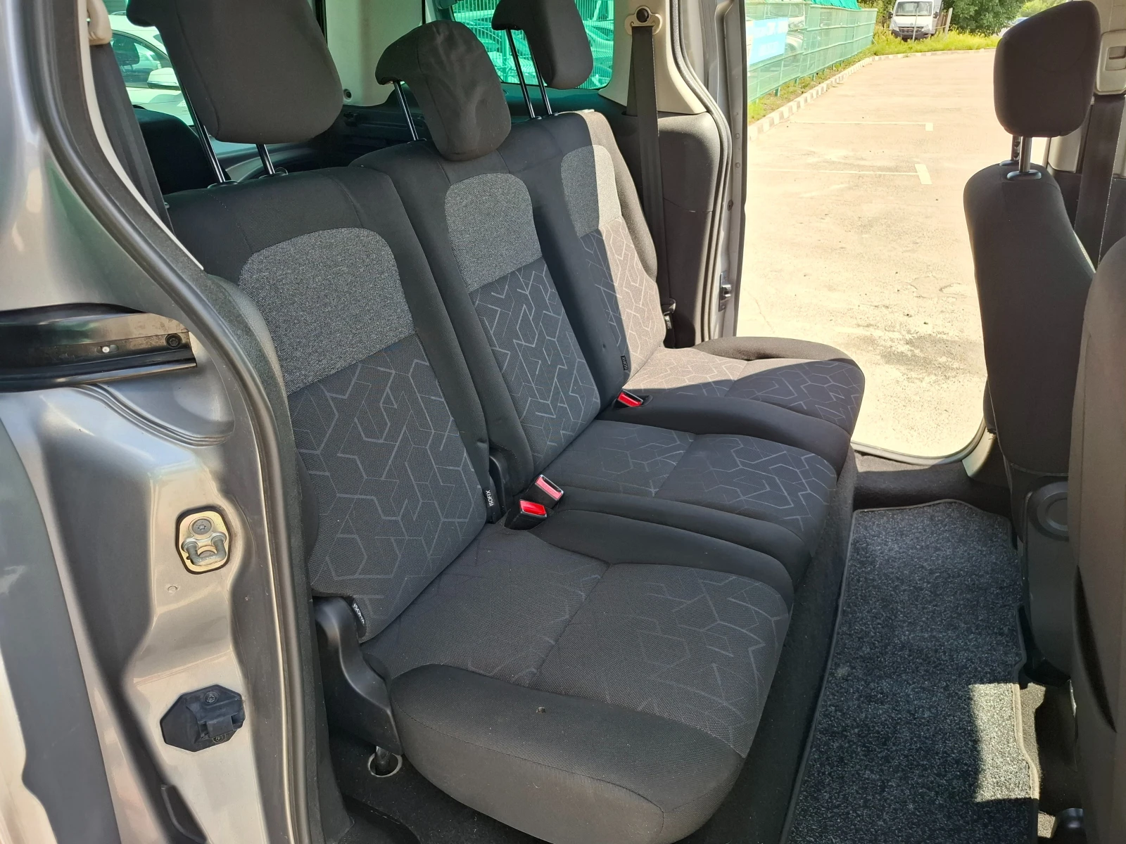 Peugeot Partner 1, 6HDI, снимка 11 - Автомобили и джипове - 55671086